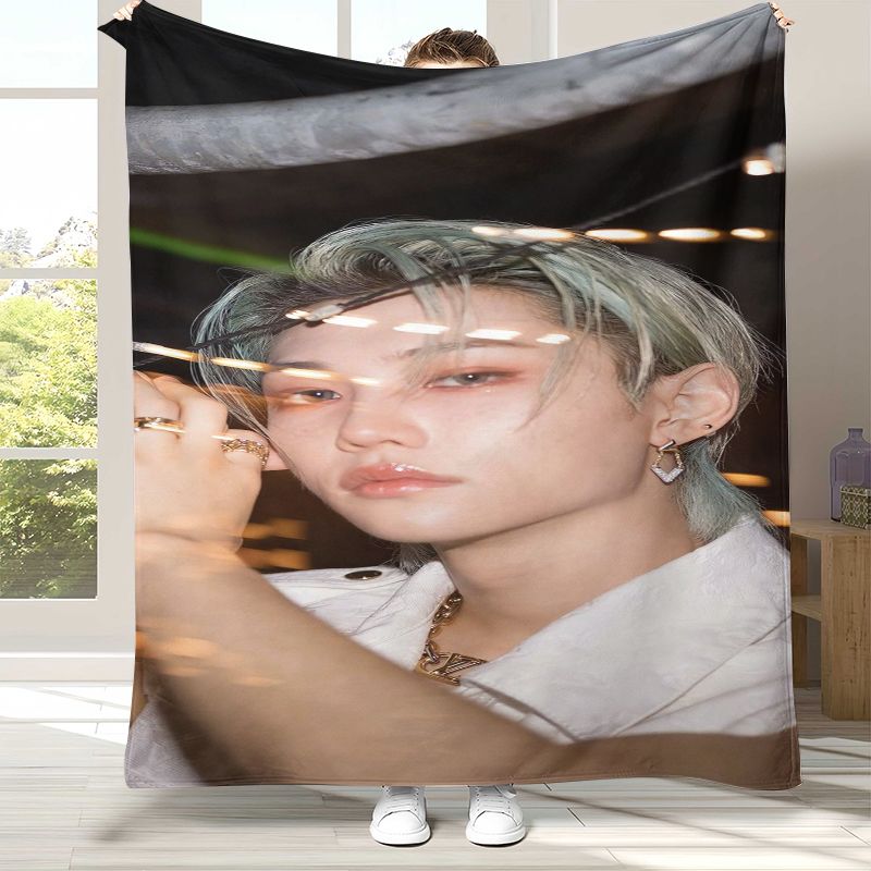SK Korean F-Felixs Star Lee Yo - Modern Korean Lifestyle review and price